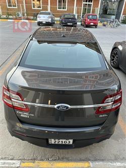 Ford Taurus